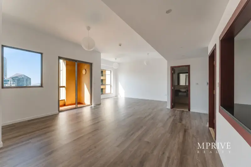 2 Bedroom | Marina View | Upgraded | Corner Unit