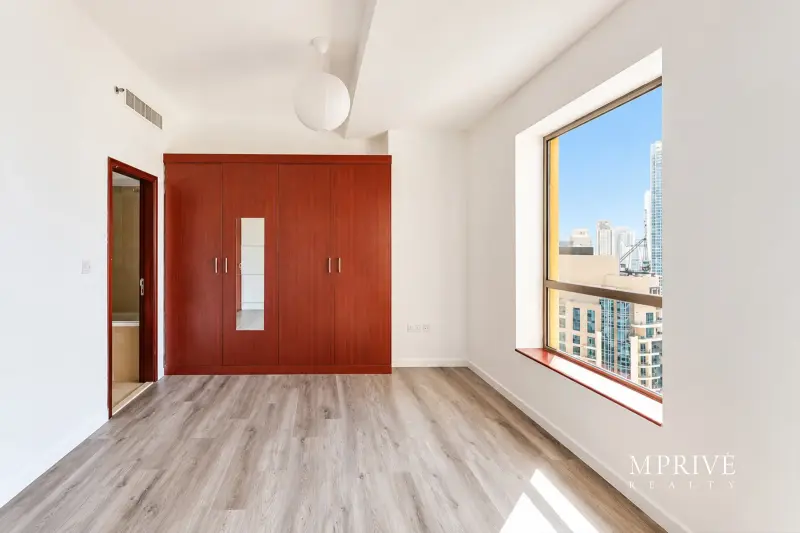 2 Bedroom | Marina View | Upgraded | Corner Unit