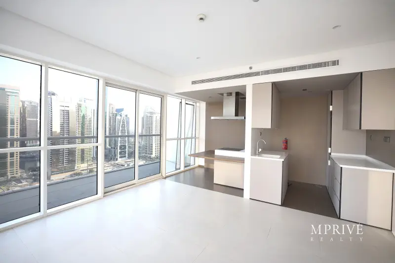 Corner Unit |Marina View |Close to Metro| Tenanted