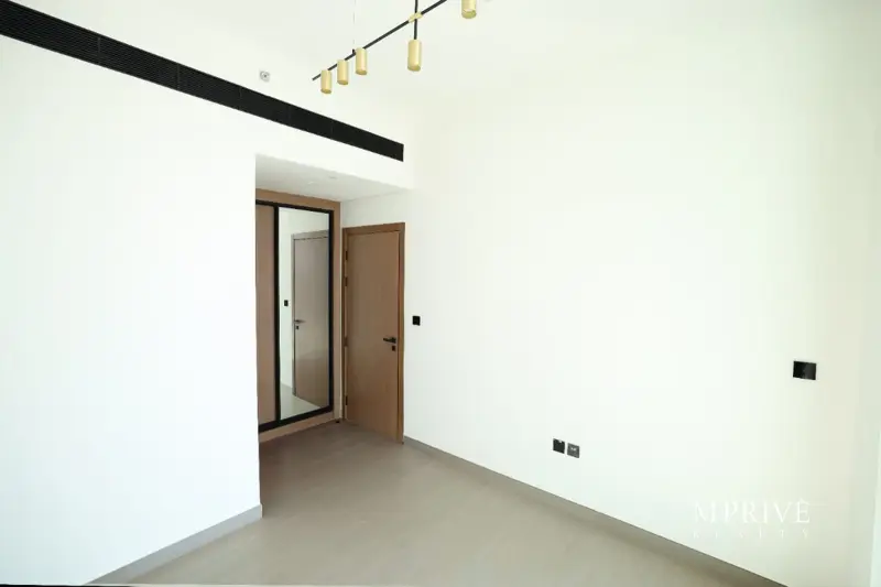 High Floor | Unfurnished | Fantastic View