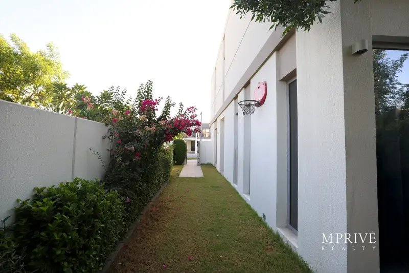 Corner Unit | Well Maintained |Partially Furnished