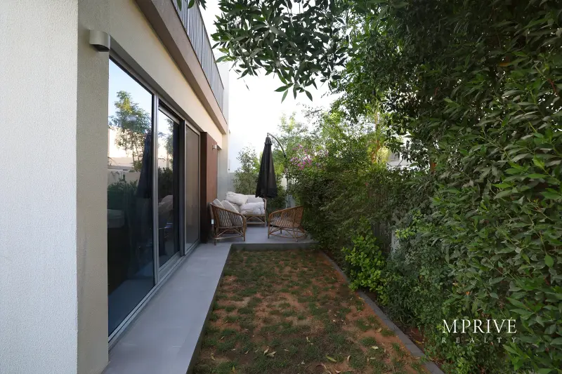 Corner Unit | Well Maintained |Partially Furnished