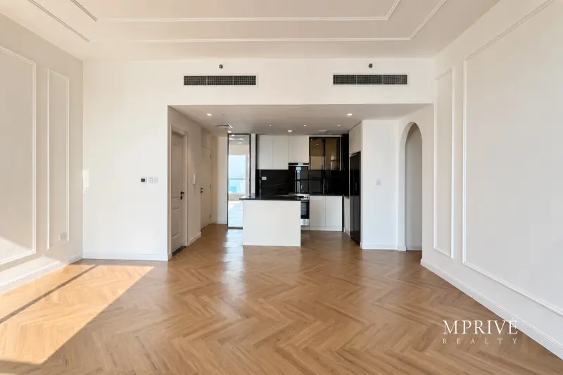 Full Sea View and Dubai Eye View | Semi Furnished