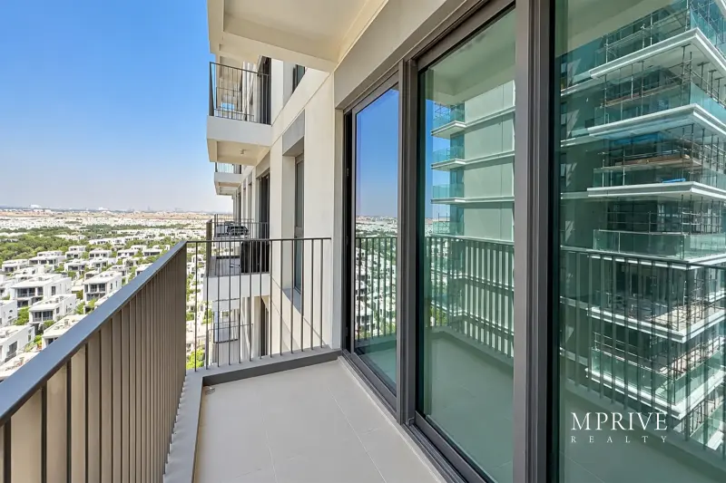 Garden View | High Floor | Close to Mall