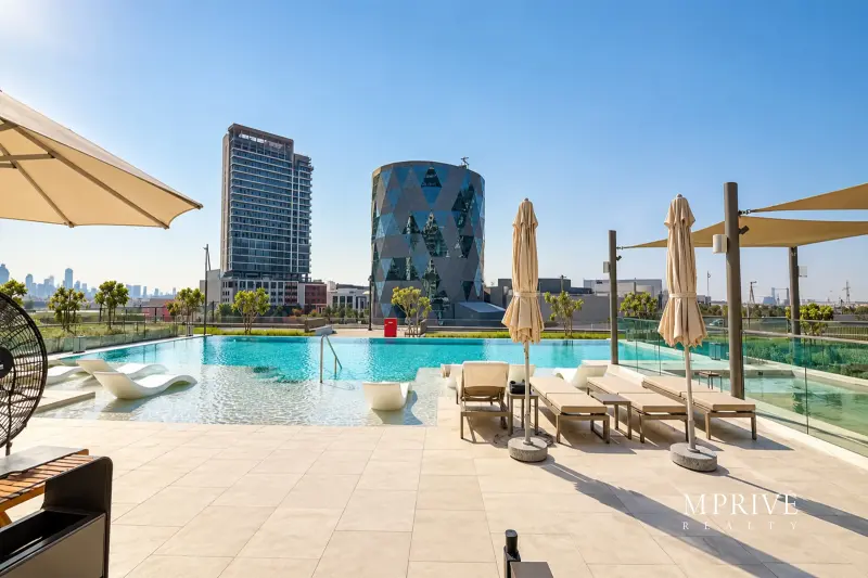 Garden View | High Floor | Close to Mall